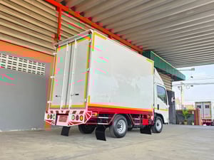 4ล้อ NLR 130 ไมล์ 9 หมื่น ปี 2566 ตู้สูง 2.10 ไม่ติดเวลา ป้ายเล็ก รถห้างแท้ๆ