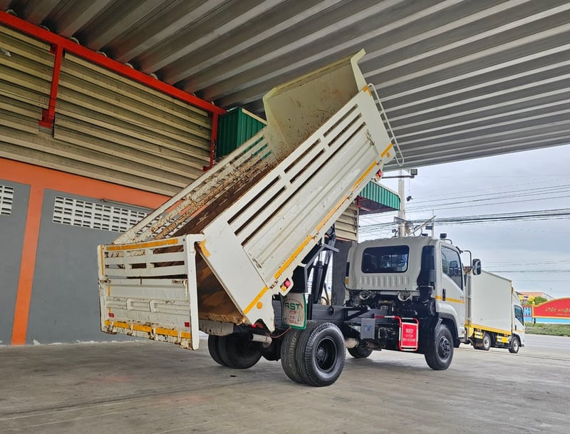 NEW FRR 210 ปี 2566 ดั้มส์ 3ไม้  รถสีเดิม ไม่มีอุบัติเหตุ 