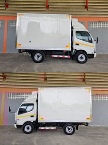 4ล้อ HINO ATOM XZU 136 ตู้เย็น ไมล์ 98,xxx กระจกไฟฟ้า ปี 2566 ป้ายเล็กไม่ติดเวลา