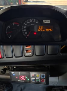 4ล้อ HINO ATOM XZU 136 ตู้เย็น ไมล์ 88,xxx กระจกไฟฟ้า ปี 2566 ป้ายเล็กไม่ติดเวลา