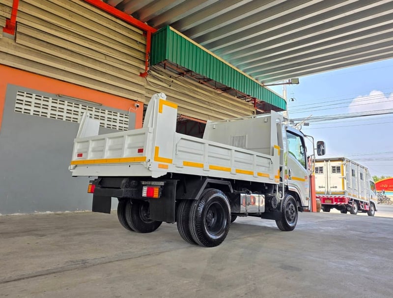 NEW NMR 130 ไมล์ 4หมื่นโล ยางใหม่ 6เส้น รุ่นใหม่ไฟโปรเจคเตอร์ NEW NMR 130 ไมล์ 4หมื่นโล ยางใหม่ 6เส้น รุ่นใหม่ไฟโปรเจคเตอร์