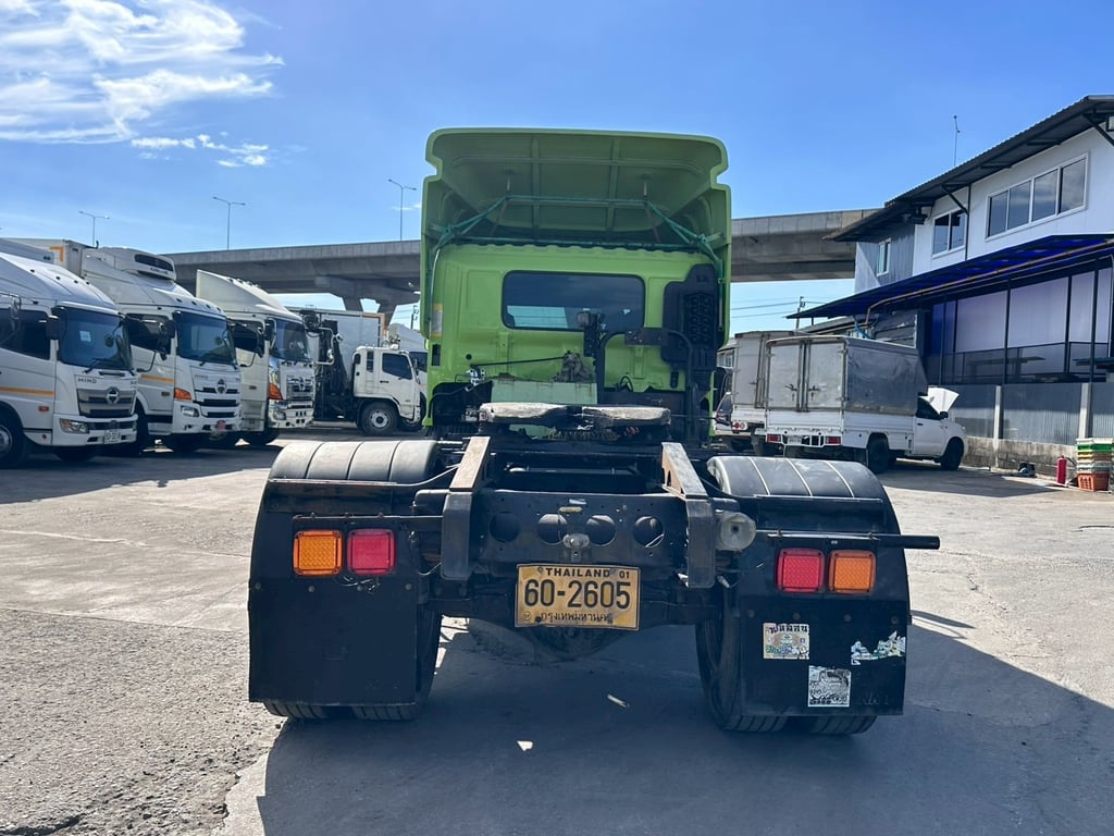 HINO FG 212แรงม้า รถบรรทุก หัวลาก 6ล้อ ปี2012 HINO FG 212แรงม้า รถบรรทุก หัวลาก 6ล้อ ปี2012