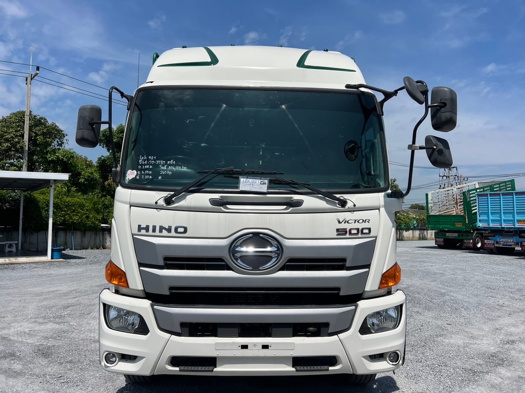 Hino FL8J 260 HP ปี 64 กระบะล่องพนัส panus Hino FL8J 260 HP ปี 64 กระบะล่องพนัส panus