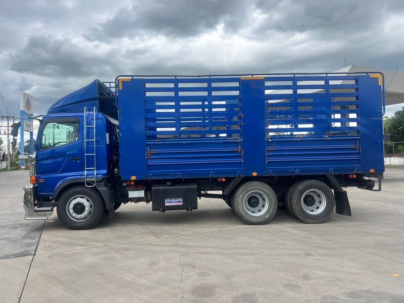  HINO Victor FL8J 260 HP ปี 64 เพลาเดียว 10 ล้อ คอกเหล็กสูง 