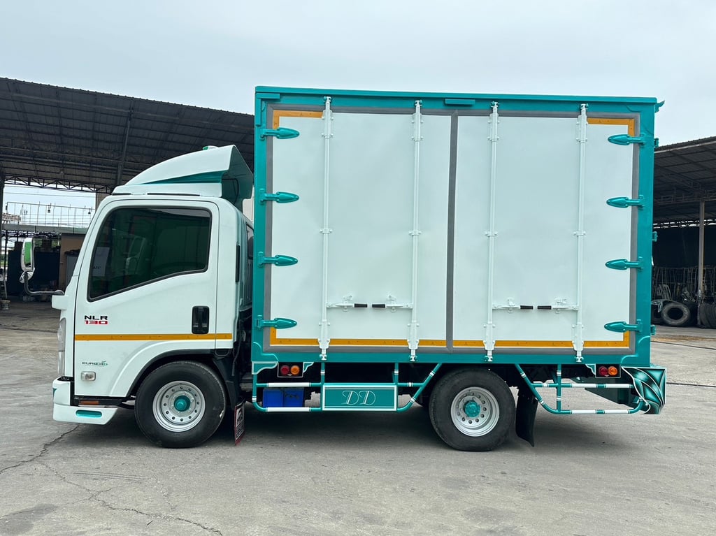 ISUZU  NLR 130 แรง ปี 59-61 มีหลายคัน