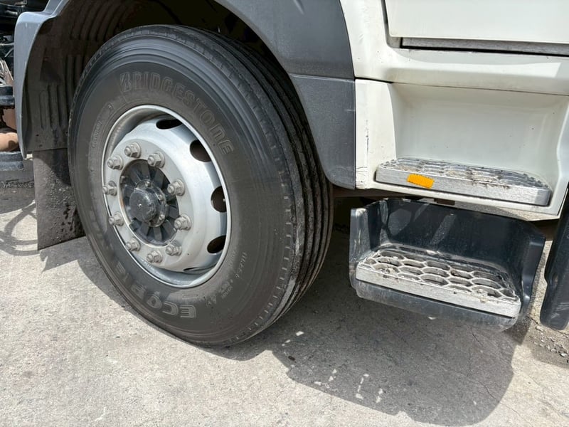 Hino Victor 10 ล้อ หัวลาก ปี 64 Hino Victor 10 ล้อ หัวลาก ปี 64