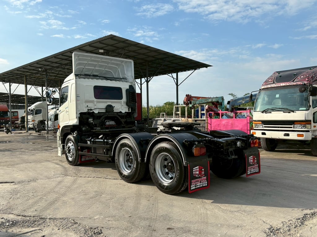 HINO FM 344แรงม้า รถบรรทุก 10ล้อ หัวลาก เฉพาะหัว ปี 63  เลขไมล์ 383,000 กม. HINO FM 344แรงม้า รถบรรทุก 10ล้อ หัวลาก เฉพาะหัว ปี 63  เลขไมล์ 383,000 กม.