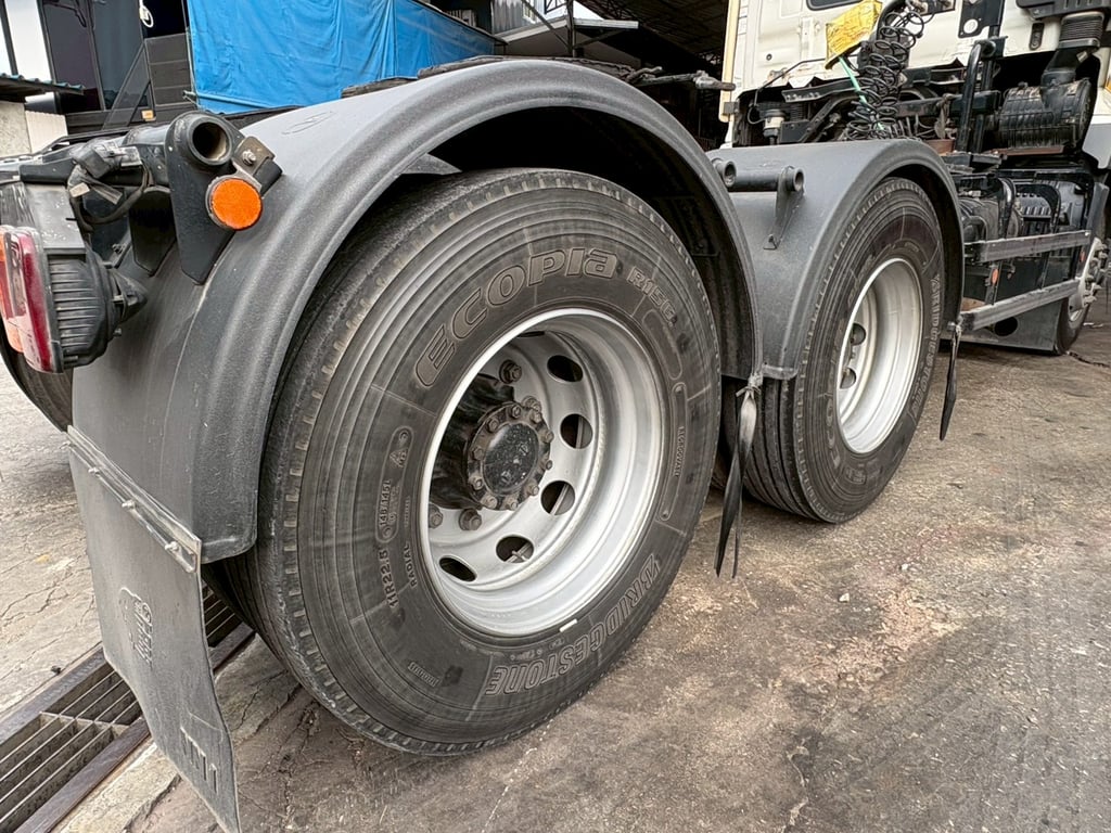 Hino Victor 10 ล้อ หัวลาก ปี 64