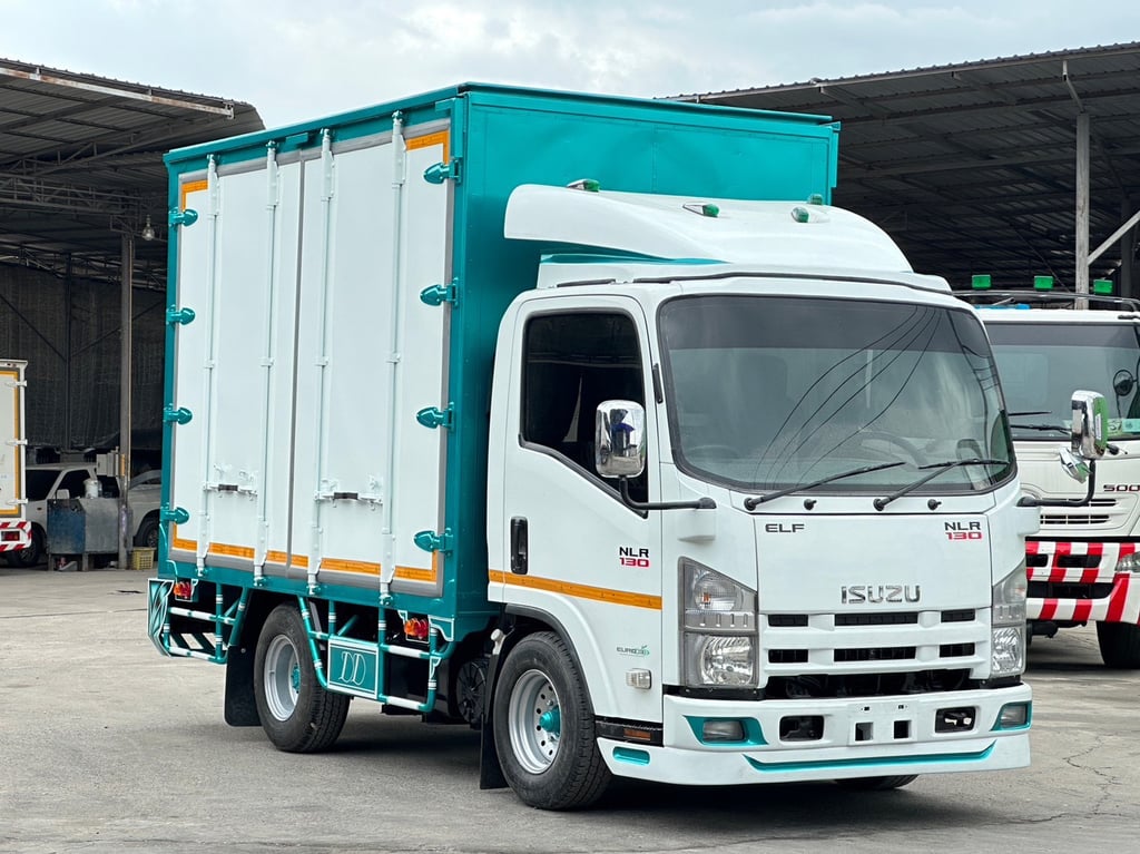 ISUZU  NLR 130 แรง ปี 59-61 มีหลายคัน