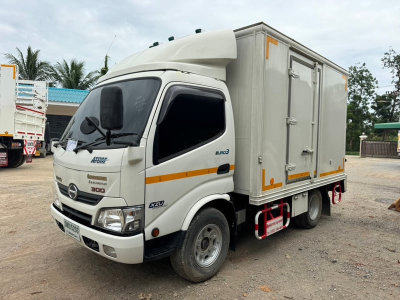 HINO XZU 136แรงม้า รถบรรทุก 4ล้อ ตู้แห้ง ปี 2022 เลขไมล์ 1,095 กม.