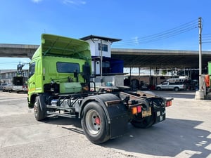 HINO FG 212แรงม้า รถบรรทุก หัวลาก 6ล้อ  ปี2012