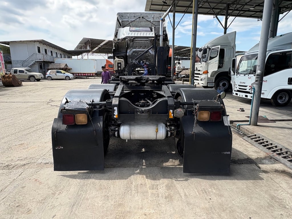 ISUZU GXZ 360แรงม้า หัวลาก 10ล้อ  ปี 58 💙 ISUZU GXZ 360แรงม้า หัวลาก 10ล้อ  ปี 58 💙