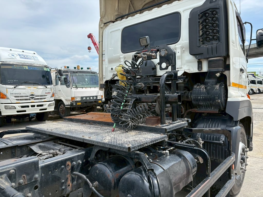 Hino Victor 10 ล้อ หัวลาก ปี 64