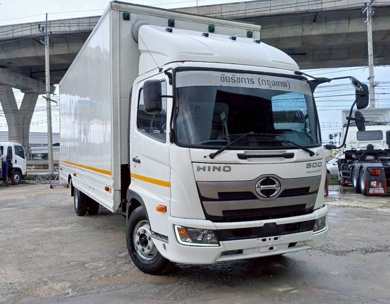 Hino FC 210 แรง ปี 65 ตู้ 3 บาน  ยาว 6.5 ม.