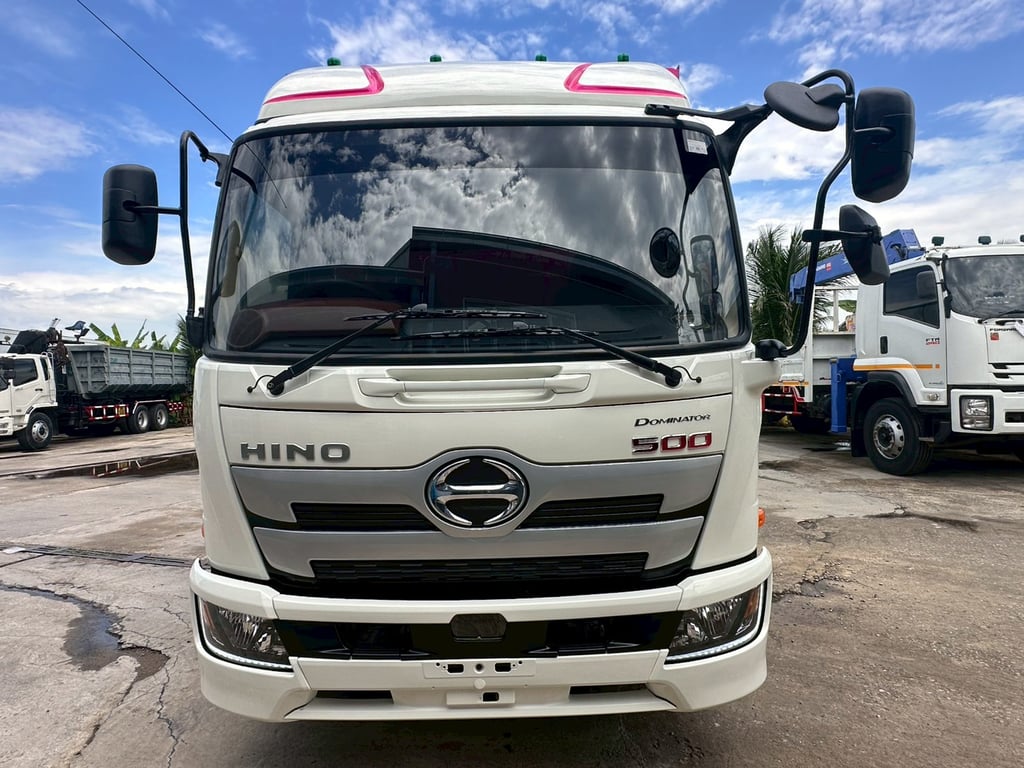 🚚6 ล้อ ตู้ 10 บาน HINO FC 210 ปี 64💕 🚚6 ล้อ ตู้ 10 บาน HINO FC 210 ปี 64💕