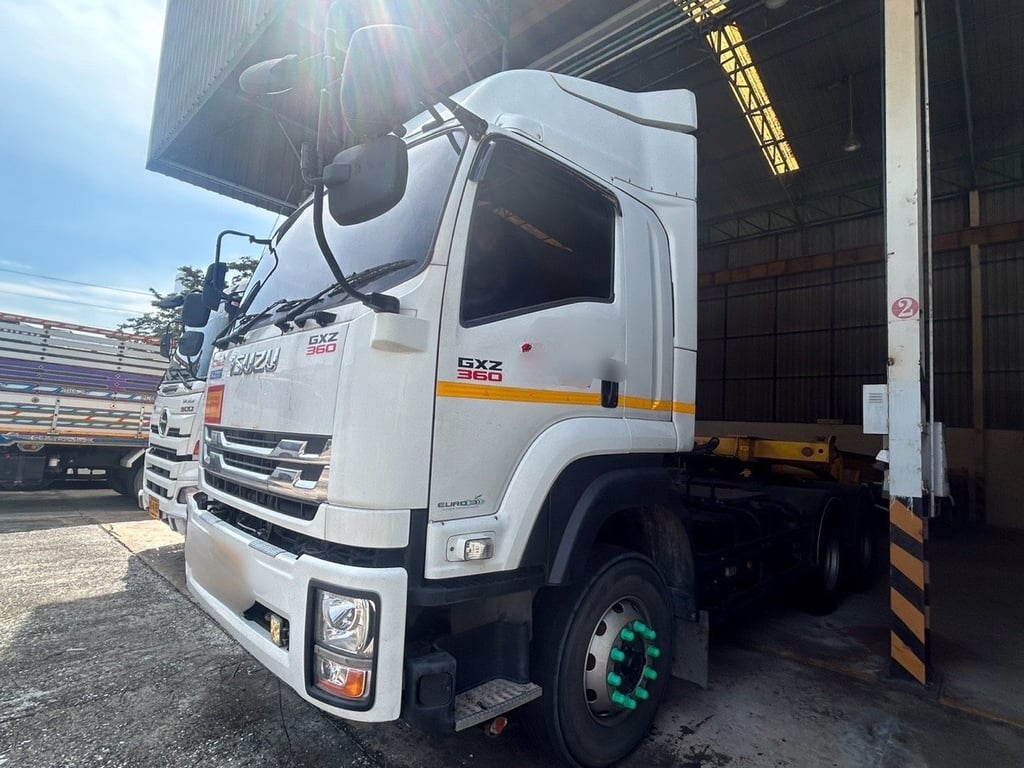 ISUZU GXZ 360แรงม้า หัวลาก 10ล้อ เฉพาะหัว ปี 66 ISUZU GXZ 360แรงม้า หัวลาก 10ล้อ เฉพาะหัว ปี 66