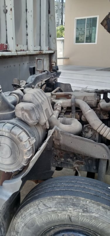 HINO FC4JJRA ปี46 165เเรง ยาว5.5เมตร HINO FC4JJRA ปี46 165เเรง ยาว5.5เมตร