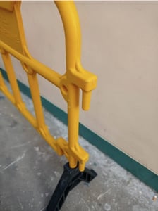 แผงกั้นจราจร Plastic Road Barrier รุ่น RB2 แผงกั้นจราจร Plastic Road Barrier รุ่น RB2