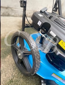 รถเข็นตัดหญ้า Lawn Mower