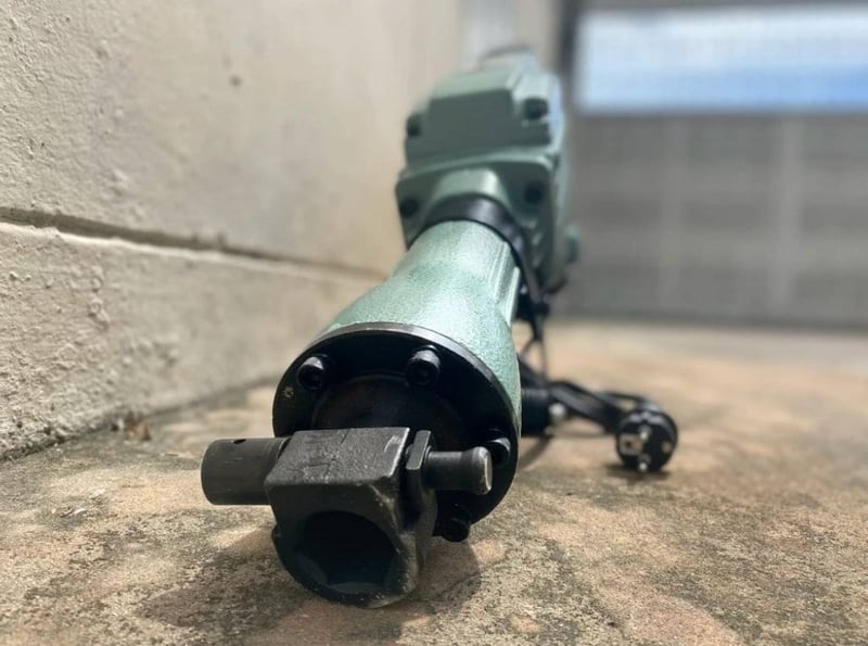 สกัดไฟฟ้า Demolition Hammer ยี่ห้อ LAWA (ลาวา)