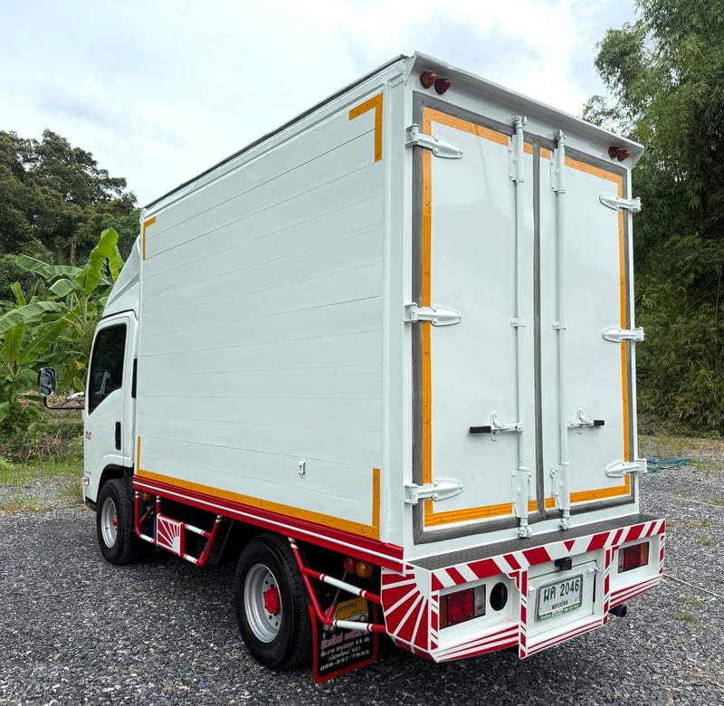 NLR130 แรง ปี 2559 (รถห้างแท้) (4 ล้อ - ไม่ติดเวลา) (รถมือเดียวป้ายแดง) (ตู้แห้ง+เปิดท้าย) เครื่องดี คัสซีสวย แอร์เย็น พ.เพาเวอร์ วิทยุ USB MP3 รถถูกคัดสรรผ่านมาตรฐาน รถสวยมาก NLR130 แรง ปี 2559 (รถห้างแท้) (4 ล้อ - ไม่ติดเวลา) (รถมือเดียวป้ายแดง) (ตู้แห้ง+เปิดท้าย) เครื่องดี คัสซีสวย แอร์เย็น พ.เพาเวอร์ วิทยุ USB MP3 รถถูกคัดสรรผ่านมาตรฐาน รถสวยมาก