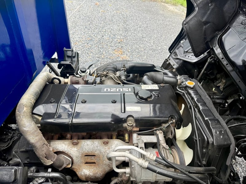 NKR 120 แรง (การ์ตูน) (4 ล้อ - ป้ายเล็กไม่ติดเวลา) (กระบะเหล็ก) (ยางดี 4 เส้น) (แบตเตอรี่ใหม่) เครื่องดี คัสซีสวย แอร์เย็น พ.เพาเวอร์ใหม่ วิทยุ USB MP3 รถถูกคัดสรรผ่านมาตรฐาน รถสวยเดิม NKR 120 แรง (การ์ตูน) (4 ล้อ - ป้ายเล็กไม่ติดเวลา) (กระบะเหล็ก) (ยางดี 4 เส้น) (แบตเตอรี่ใหม่) เครื่องดี คัสซีสวย แอร์เย็น พ.เพาเวอร์ใหม่ วิทยุ USB MP3 รถถูกคัดสรรผ่านมาตรฐาน รถสวยเดิม