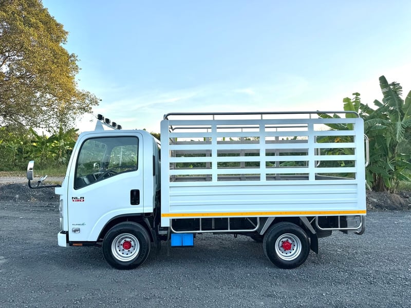 NLR130 กระบะสแตนเลส เลขไมล์ 81,xxx (4 ล้อ - ไม่ติดเวลา) (รถมือเดียวป้ายแดง) (กระบะสองแถว) เครื่องดี คัสซีสวย แอร์เย็น พ.เพาเวอร์ วิทยุ USB MP3 รถถูกคัดสรรผ่านมาตรฐาน NLR130 กระบะสแตนเลส เลขไมล์ 81,xxx (4 ล้อ - ไม่ติดเวลา) (รถมือเดียวป้ายแดง) (กระบะสองแถว) เครื่องดี คัสซีสวย แอร์เย็น พ.เพาเวอร์ วิทยุ USB MP3 รถถูกคัดสรรผ่านมาตรฐาน