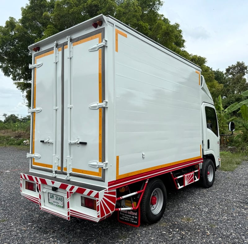 NLR130 แรง ปี 2559 (รถห้างแท้) (4 ล้อ - ไม่ติดเวลา) (รถมือเดียวป้ายแดง) (ตู้แห้ง+เปิดท้าย) เครื่องดี คัสซีสวย แอร์เย็น พ.เพาเวอร์ วิทยุ USB MP3 รถถูกคัดสรรผ่านมาตรฐาน รถสวยมาก NLR130 แรง ปี 2559 (รถห้างแท้) (4 ล้อ - ไม่ติดเวลา) (รถมือเดียวป้ายแดง) (ตู้แห้ง+เปิดท้าย) เครื่องดี คัสซีสวย แอร์เย็น พ.เพาเวอร์ วิทยุ USB MP3 รถถูกคัดสรรผ่านมาตรฐาน รถสวยมาก