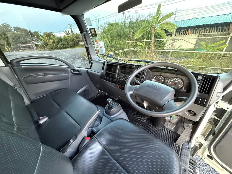 ( เลขไมล์ 23,XXX เกียร์ออโต้ ) NLR130 ปี 2566 ไฟหน้า LED TECH (4 ล้อ - ไม่ติดเวลา) (รถมือเดียวป้ายแดง) (กระบะ+เปิด 3 ด้าน) เครื่องดี คัสซีสวย แอร์เย็น พ.เพาเวอร์ ก.ไฟฟ้า พวงมาลัย Airbag วิทยุ USB MP3 รถถูกคัดสรรผ่านมาตรฐาน ( เลขไมล์ 23,XXX เกียร์ออโต้ ) NLR130 ปี 2566 ไฟหน้า LED TECH (4 ล้อ - ไม่ติดเวลา) (รถมือเดียวป้ายแดง) (กระบะ+เปิด 3 ด้าน) เครื่องดี คัสซีสวย แอร์เย็น พ.เพาเวอร์ ก.ไฟฟ้า พวงมาลัย Airbag วิทยุ USB MP3 รถถูกคัดสรรผ่านมาตรฐาน