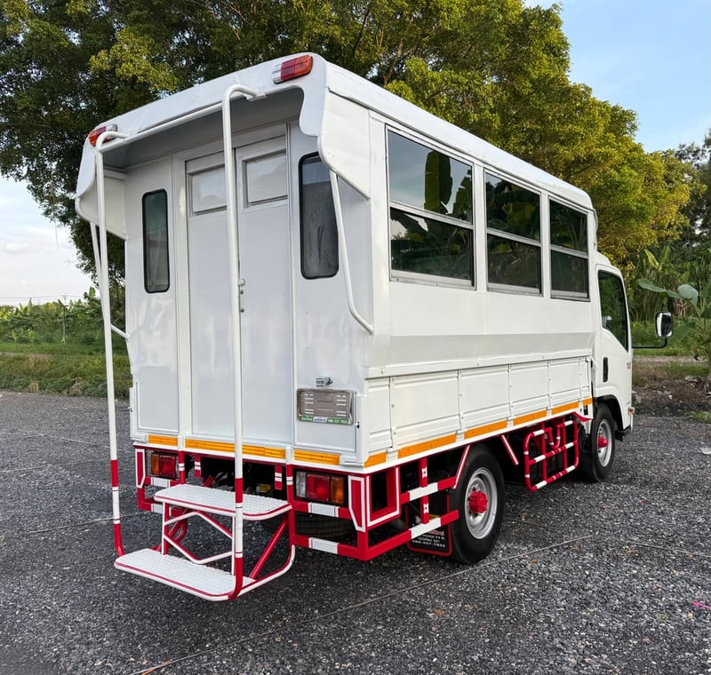 NLR130 ปี 2563 (4 ล้อ - ไม่ติดเวลา) (รถมือเดียวป้ายแดง) (กระบะสองแถว) เครื่องดี คัสซีสวย แอร์เย็น พ.เพาเวอร์ ก.ไฟฟ้า พวงมาลัย Airbag วิทยุ USB MP3 รถถูกคัดสรรผ่านมาตรฐาน