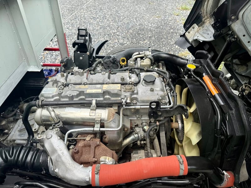 NLR130 แรง ปี 2561 (รถห้างแท้) (4 ล้อ - ไม่ติดเวลา) (รถมือเดียวป้ายแดง) (กระบะเหล็กใหม่ ยาว 3.5 เมตร) เครื่องดี คัสซีสวย แอร์เย็น พ.เพาเวอร์ ก.ไฟฟ้า พวงมาลัย Airbag วิทยุ USB MP3 รถถูกคัดสรรผ่านมาตรฐาน รถสวยมาก