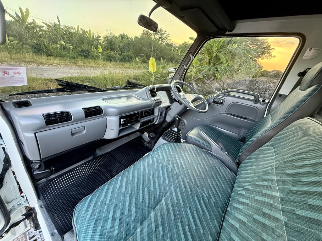 ISUZU NKR (รถห้างแท้) (การ์ตูน) เครื่อง 100 แรง เทอร์โบ (4 ล้อ-ไม่ติดเวลา) (กระบะเหล็ก+หลังคาทึบ) เครื่องดี คัสซีสวย แอร์เย็น ☎️ 086-337-7933 ก้าว ISUZU NKR (รถห้างแท้) (การ์ตูน) เครื่อง 100 แรง เทอร์โบ (4 ล้อ-ไม่ติดเวลา) (กระบะเหล็ก+หลังคาทึบ) เครื่องดี คัสซีสวย แอร์เย็น ☎️ 086-337-7933 ก้าว