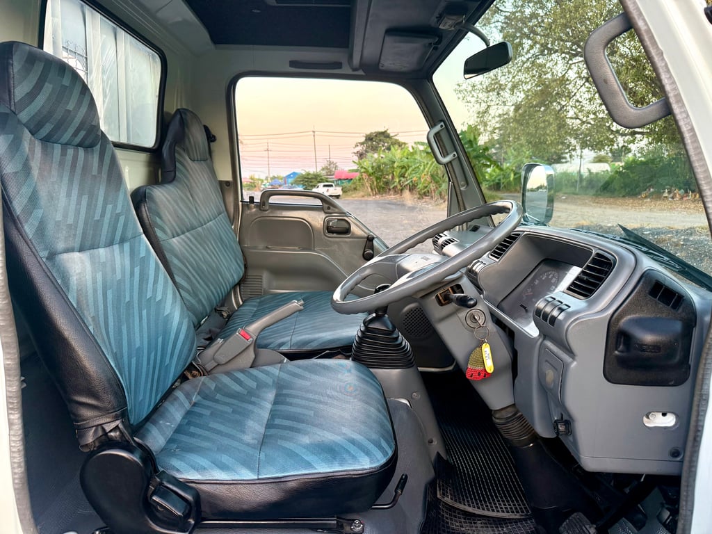 ISUZU NKR (รถห้างแท้) (ตาเพชร) เครื่อง 100 แรง เทอร์โบ (4 ล้อ-ไม่ติดเวลา) (กระบะพื้นเหล็ก+คอกเหล็ก) เครื่องดี คัสซีสวย แอร์เย็น ☎️ 086-337-7933 ก้าว ISUZU NKR (รถห้างแท้) (ตาเพชร) เครื่อง 100 แรง เทอร์โบ (4 ล้อ-ไม่ติดเวลา) (กระบะพื้นเหล็ก+คอกเหล็ก) เครื่องดี คัสซีสวย แอร์เย็น ☎️ 086-337-7933 ก้าว