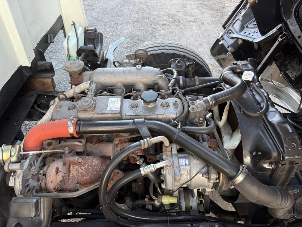 ISUZU NKR (รถห้างแท้) (การ์ตูน) เครื่อง 100 แรง เทอร์โบ (4 ล้อ-ไม่ติดเวลา) (กระบะเหล็ก+หลังคาทึบ) เครื่องดี คัสซีสวย แอร์เย็น ☎️ 086-337-7933 ก้าว ISUZU NKR (รถห้างแท้) (การ์ตูน) เครื่อง 100 แรง เทอร์โบ (4 ล้อ-ไม่ติดเวลา) (กระบะเหล็ก+หลังคาทึบ) เครื่องดี คัสซีสวย แอร์เย็น ☎️ 086-337-7933 ก้าว