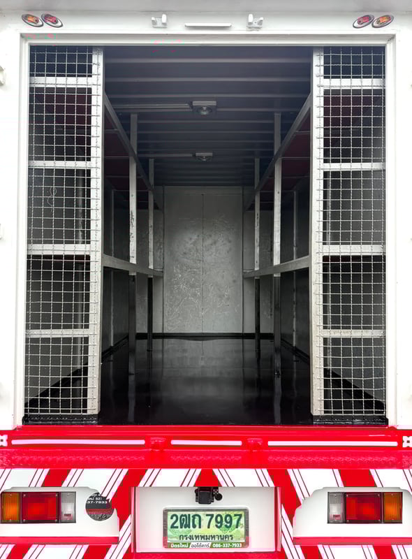 แถมป้ายประมูล NLR130 ปี 2564 (4 ล้อ - ไม่ติดเวลา) (รถมือเดียวป้ายแดง) (ตู้แห้ง+เปิดท้าย) เครื่องดี คัสซีสวย แอร์เย็น พ.เพาเวอร์ ก.ไฟฟ้า พวงมาลัย Airbag วิทยุ USB MP3 รถถูกคัดสรรผ่านมาตรฐาน