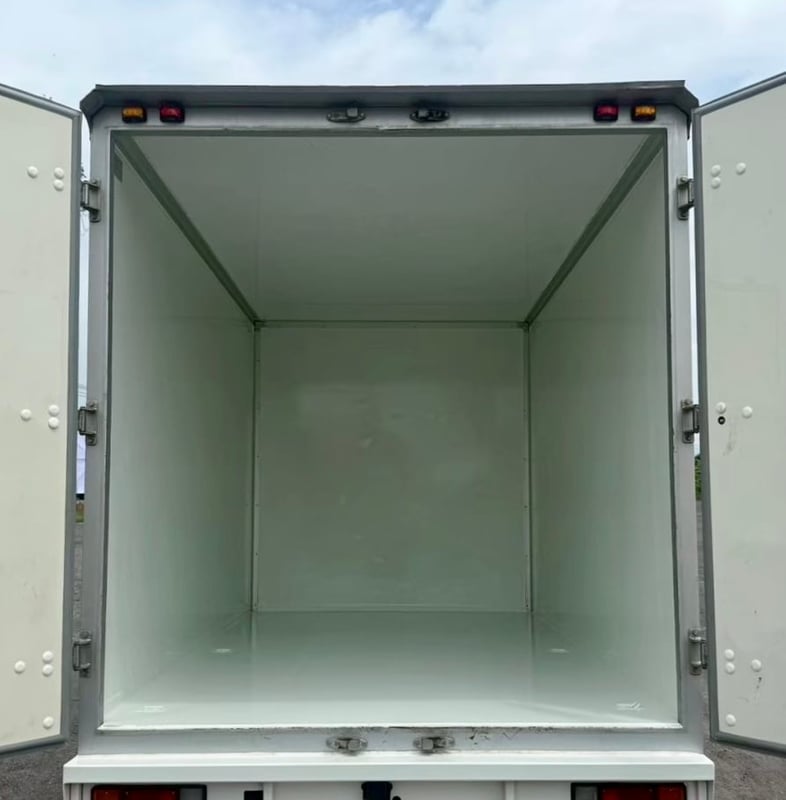 NLR130 ปี 2563 (4 ล้อ - ไม่ติดเวลา) (รถมือเดียวป้ายแดง) (ตู้แห้ง+เปิดท้าย) เครื่องดี คัสซีสวย แอร์เย็น พ.เพาเวอร์ ก.ไฟฟ้า พวงมาลัย Airbag วิทยุ USB MP3 รถถูกคัดสรรผ่านมาตรฐาน NLR130 ปี 2563 (4 ล้อ - ไม่ติดเวลา) (รถมือเดียวป้ายแดง) (ตู้แห้ง+เปิดท้าย) เครื่องดี คัสซีสวย แอร์เย็น พ.เพาเวอร์ ก.ไฟฟ้า พวงมาลัย Airbag วิทยุ USB MP3 รถถูกคัดสรรผ่านมาตรฐาน