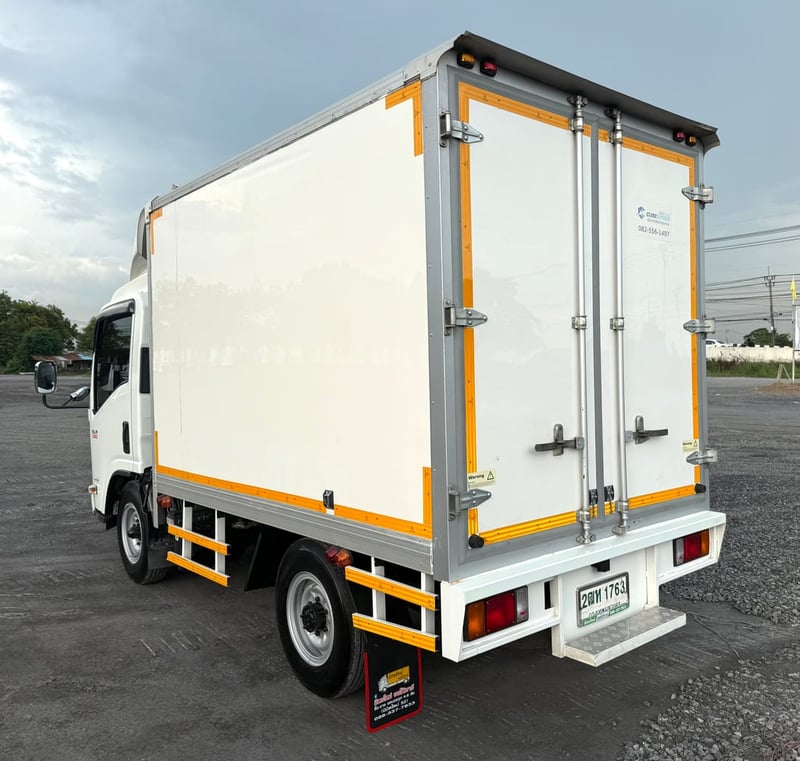 NLR130 ปี 2563 (4 ล้อ - ไม่ติดเวลา) (รถมือเดียวป้ายแดง) (ตู้แห้ง+เปิดท้าย) เครื่องดี คัสซีสวย แอร์เย็น พ.เพาเวอร์ ก.ไฟฟ้า พวงมาลัย Airbag วิทยุ USB MP3 รถถูกคัดสรรผ่านมาตรฐาน NLR130 ปี 2563 (4 ล้อ - ไม่ติดเวลา) (รถมือเดียวป้ายแดง) (ตู้แห้ง+เปิดท้าย) เครื่องดี คัสซีสวย แอร์เย็น พ.เพาเวอร์ ก.ไฟฟ้า พวงมาลัย Airbag วิทยุ USB MP3 รถถูกคัดสรรผ่านมาตรฐาน