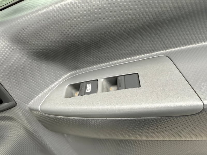 แถมป้ายประมูล NLR130 ปี 2564 (4 ล้อ - ไม่ติดเวลา) (รถมือเดียวป้ายแดง) (ตู้แห้ง+เปิดท้าย) เครื่องดี คัสซีสวย แอร์เย็น พ.เพาเวอร์ ก.ไฟฟ้า พวงมาลัย Airbag วิทยุ USB MP3 รถถูกคัดสรรผ่านมาตรฐาน