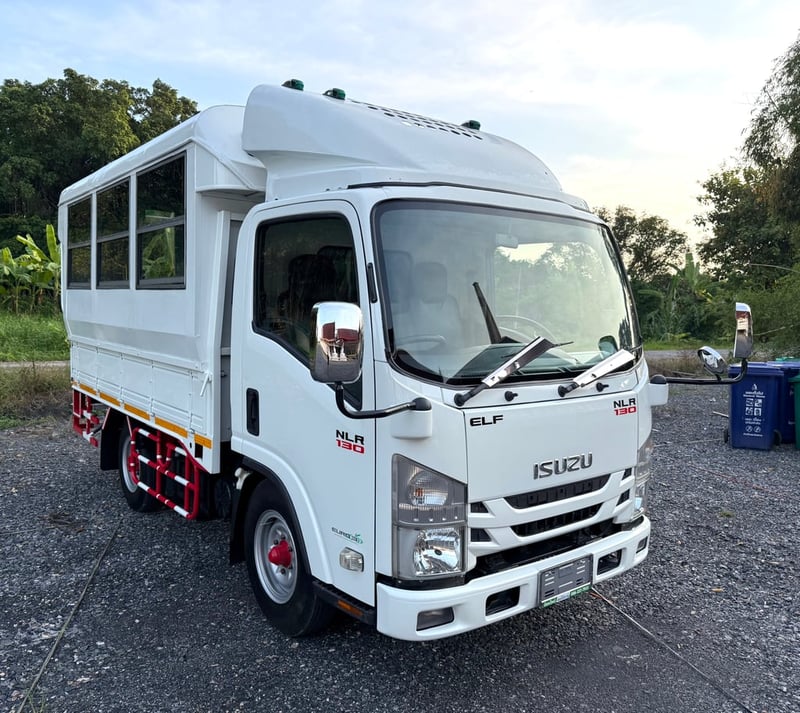 NLR130 ปี 2563 (4 ล้อ - ไม่ติดเวลา) (รถมือเดียวป้ายแดง) (กระบะสองแถว) เครื่องดี คัสซีสวย แอร์เย็น พ.เพาเวอร์ ก.ไฟฟ้า พวงมาลัย Airbag วิทยุ USB MP3 รถถูกคัดสรรผ่านมาตรฐาน