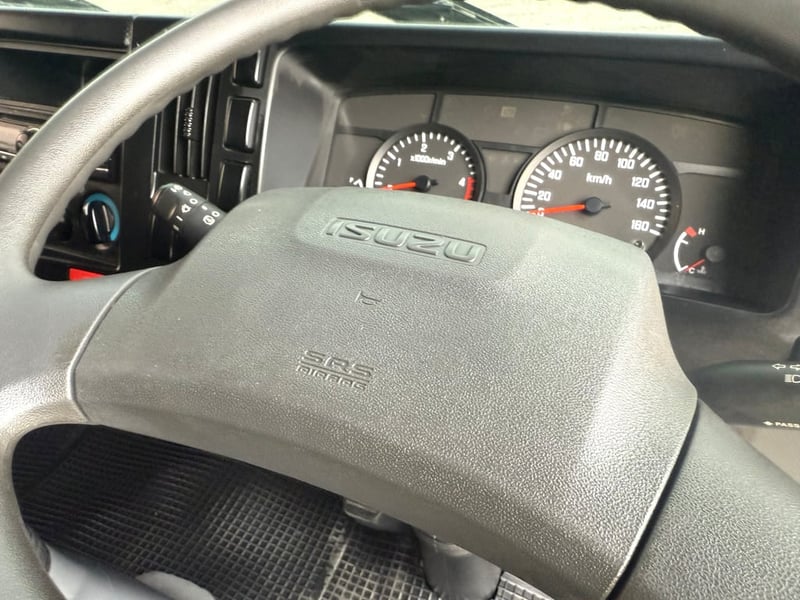 NLR130 ปี 2563 (4 ล้อ - ไม่ติดเวลา) (รถมือเดียวป้ายแดง) (ตู้แห้ง+เปิดท้าย) เครื่องดี คัสซีสวย แอร์เย็น พ.เพาเวอร์ ก.ไฟฟ้า พวงมาลัย Airbag วิทยุ USB MP3 รถถูกคัดสรรผ่านมาตรฐาน NLR130 ปี 2563 (4 ล้อ - ไม่ติดเวลา) (รถมือเดียวป้ายแดง) (ตู้แห้ง+เปิดท้าย) เครื่องดี คัสซีสวย แอร์เย็น พ.เพาเวอร์ ก.ไฟฟ้า พวงมาลัย Airbag วิทยุ USB MP3 รถถูกคัดสรรผ่านมาตรฐาน