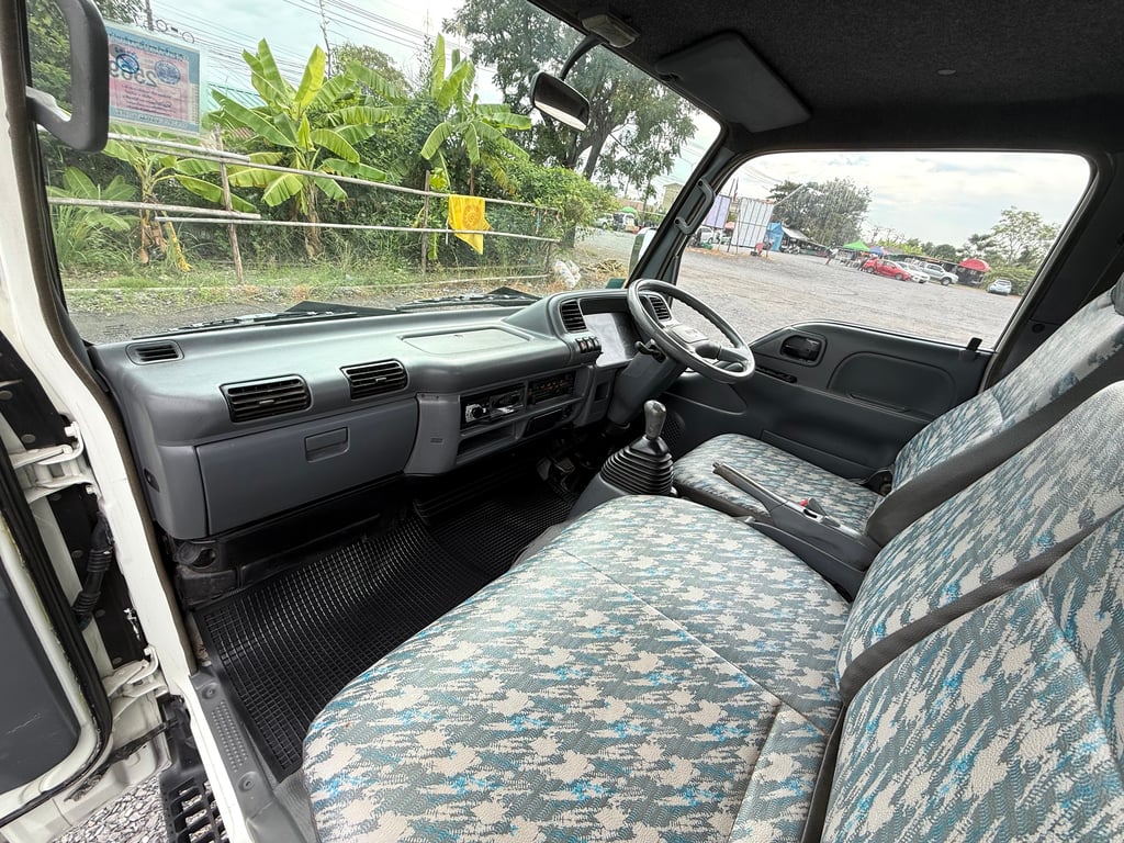 ISUZU NKR 120 แรง ปี 2555 (4 ล้อ-ไม่ติดเวลา) (กระบะ+คอก) เครื่องดี คัสซีสวย แอร์เย็น รถสวย พร้อมใช้งานทันที