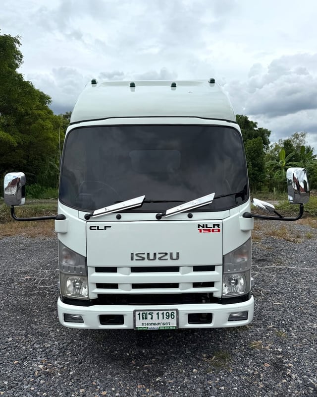 NLR130 ปี 2559 ตู้แห้ง มือเดียวป้ายแดง เครื่องดี เกียร์นิ่ม แอร์เย็น รถถูกคัดสรรผ่านมาตรฐาน