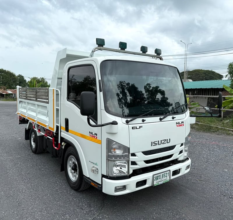 ( กระบะดั้ม เลขไมล์ 39,xxx ) NLR130 ปี 2564 (รถห้างแท้) (4 ล้อ - ไม่ติดเวลา) (รถมือเดียวป้ายแดง) เครื่องดี คัสซีสวย แอร์เย็น พ.เพาเวอร์ ก.ไฟฟ้า พวงมาลัย Airbag วิทยุ USB MP3 รถถูกคัดสรรผ่านมาตรฐาน รถสวยมาก