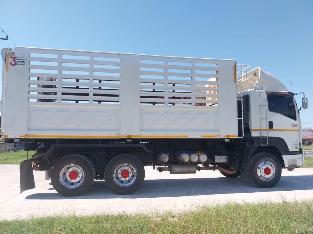 ขายรถดั้ม360ปี57 รถสวยสภาพดีพร้อมใช้งาน เอกสารเล่มทะเบียนพร้อมโอน ราคา 1,450,000 