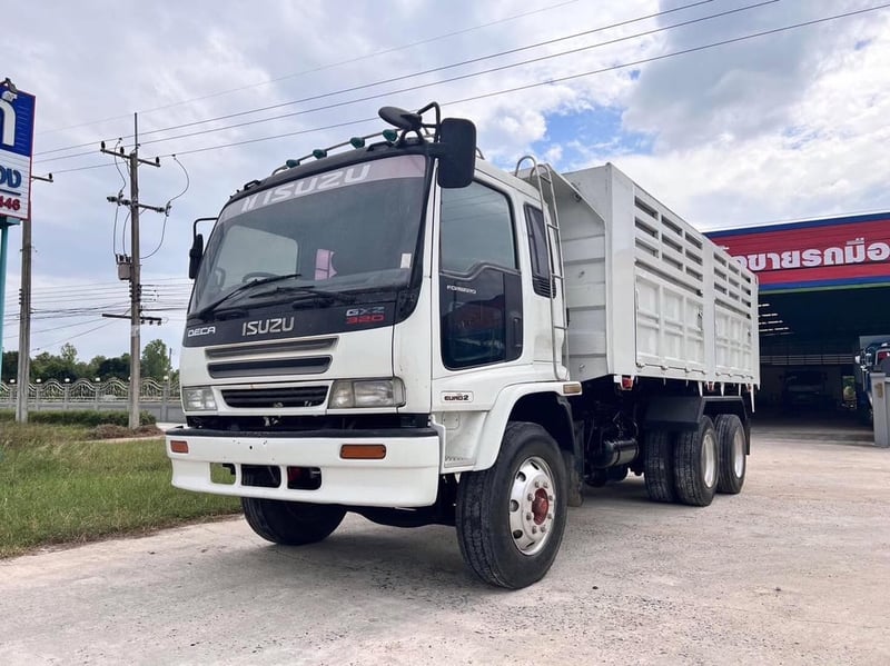 ขายรถดั้ม2เพลา 650,000 สนใจติดต่อ 090-8588220 เฮียณรงค์