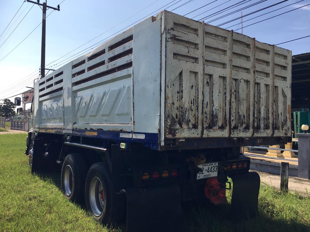 เดก้า270แรง ปี45 ราคา 950,000 