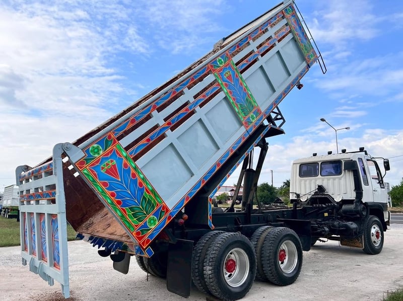 ขายรถดั้ม HINO FM1J 260แรง ดาวน์เริ่มต้นเพียง 100,000 บาท