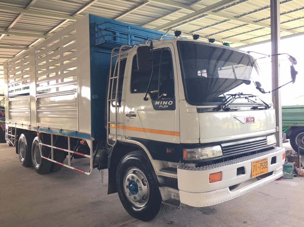 HINO FL3H 195แรง กระบะบรรทุก สภาพดีพร้อมใช้งาน ราคา 540,000