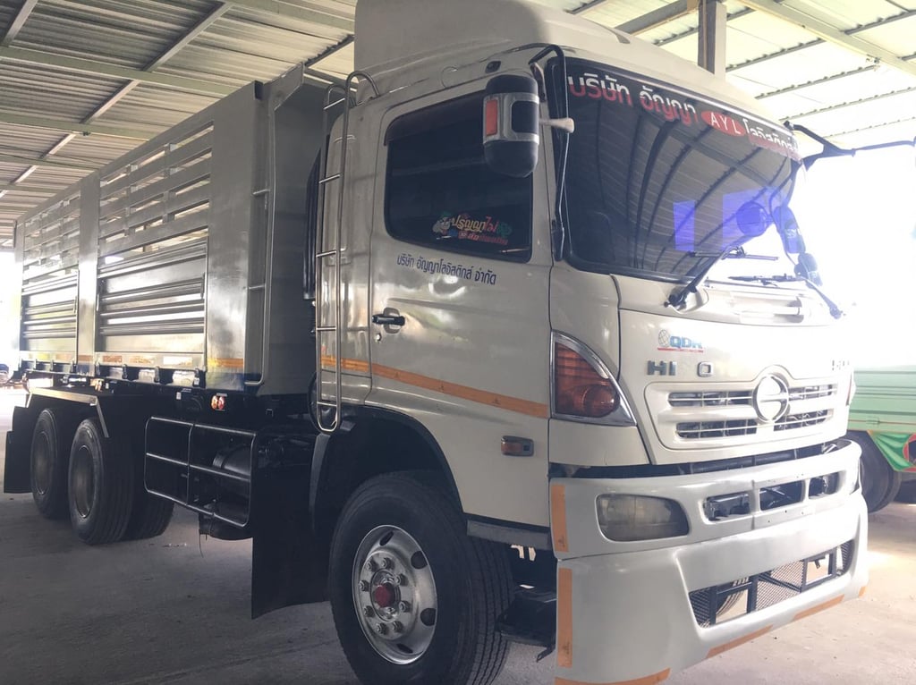 HINO 344แรง ปี55 เบรกแห้ง มีระบบลากพ่วง ราคา 1,250,000  HINO 344แรง ปี55 เบรกแห้ง มีระบบลากพ่วง ราคา 1,250,000