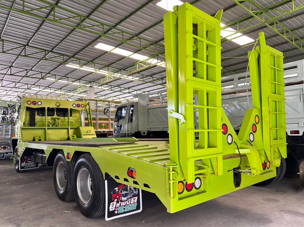 ขายรถเทรลเลอร์ขึ้นรถเกี่ยวข้าว ร็อกกี้195แรง